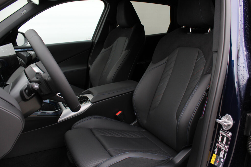 BMW X3 7