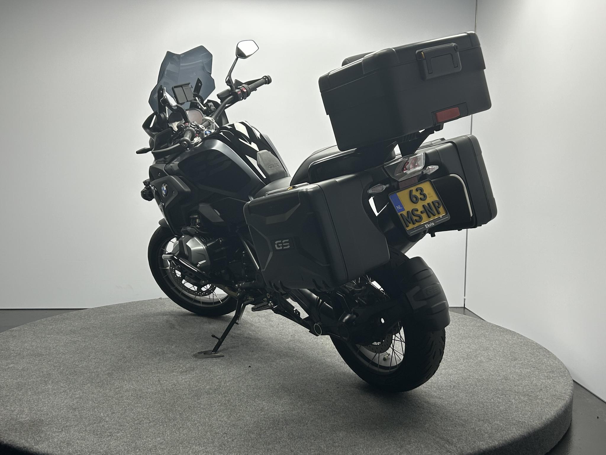 BMW R 1250 GS Triple Black - Afbeelding 4