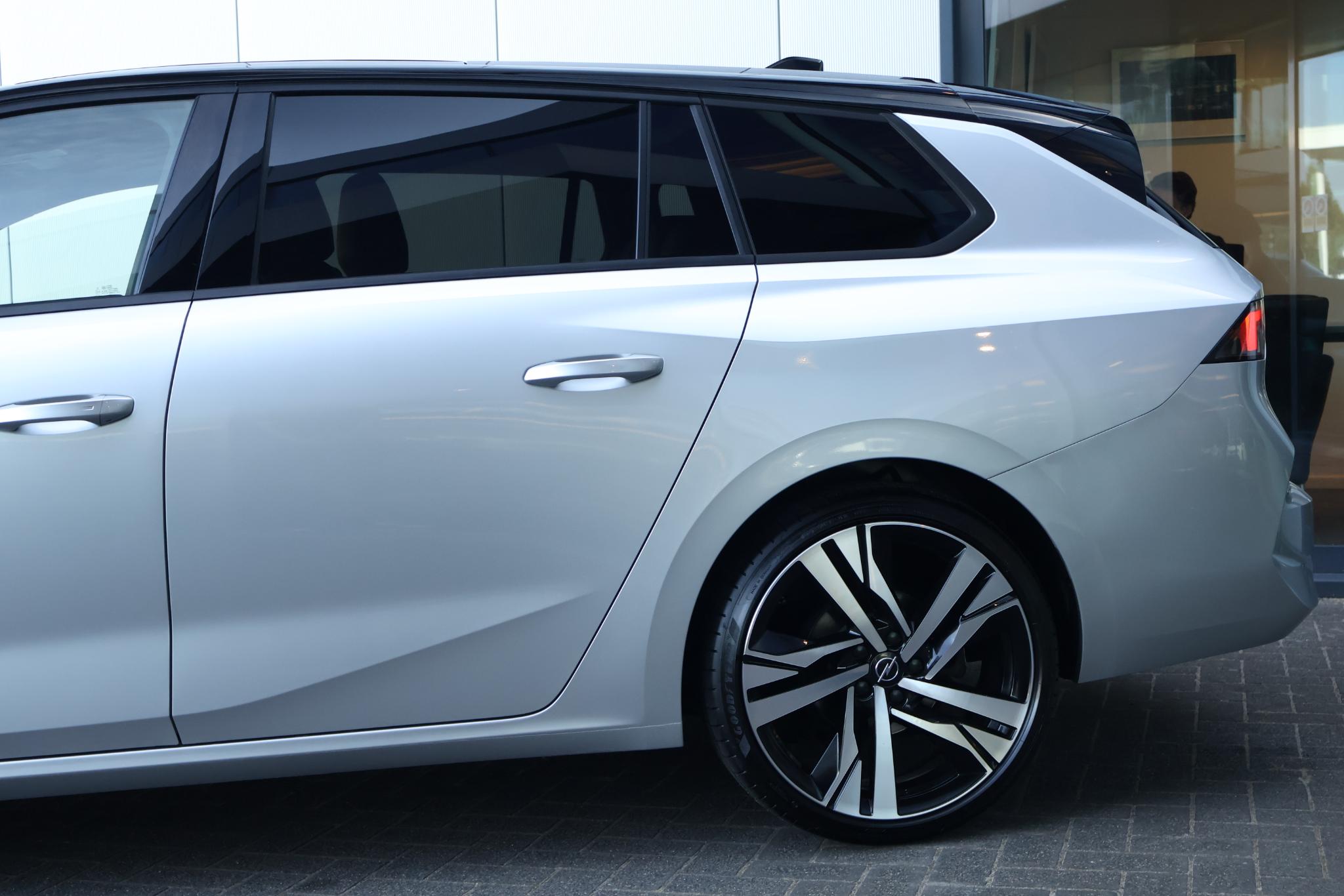Opel Astra Sports Tourer 1.2 Level 4 - Afbeelding 5