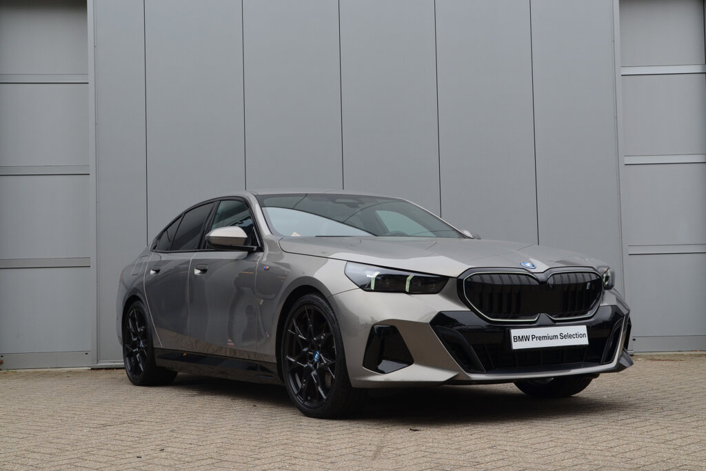 BMW i5 7