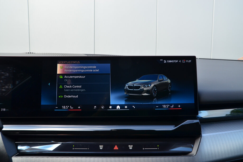 BMW i5 48