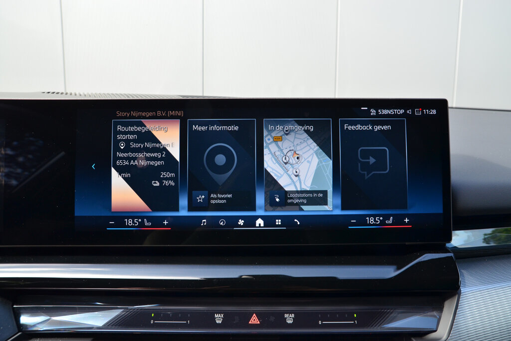 BMW i5 50