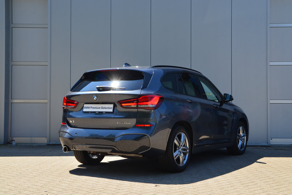 BMW X1 6