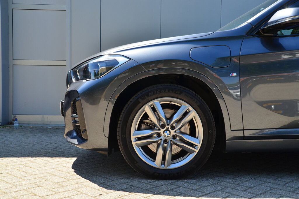 BMW X1 18