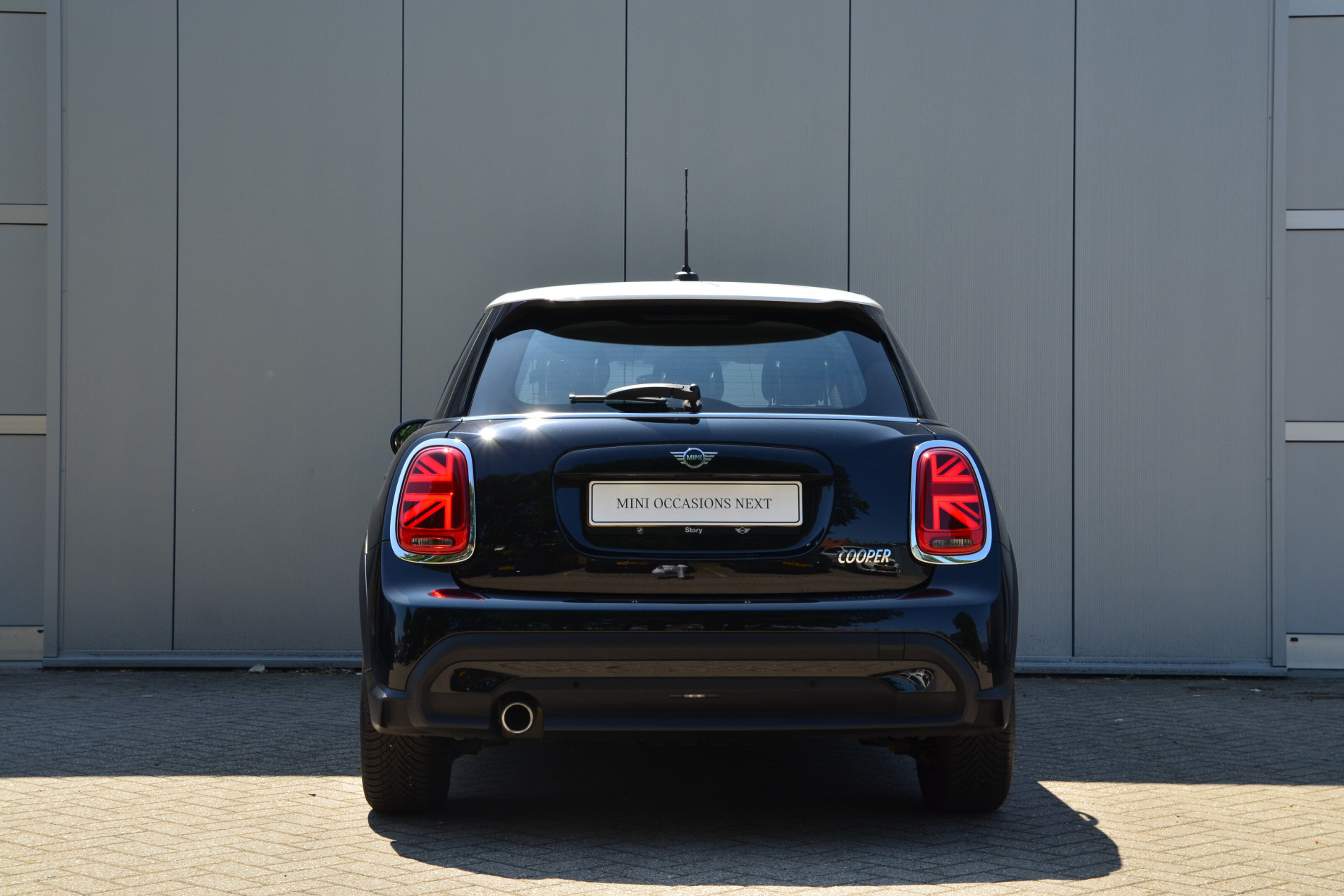 MINI Cooper Hatchback Classic Automaat