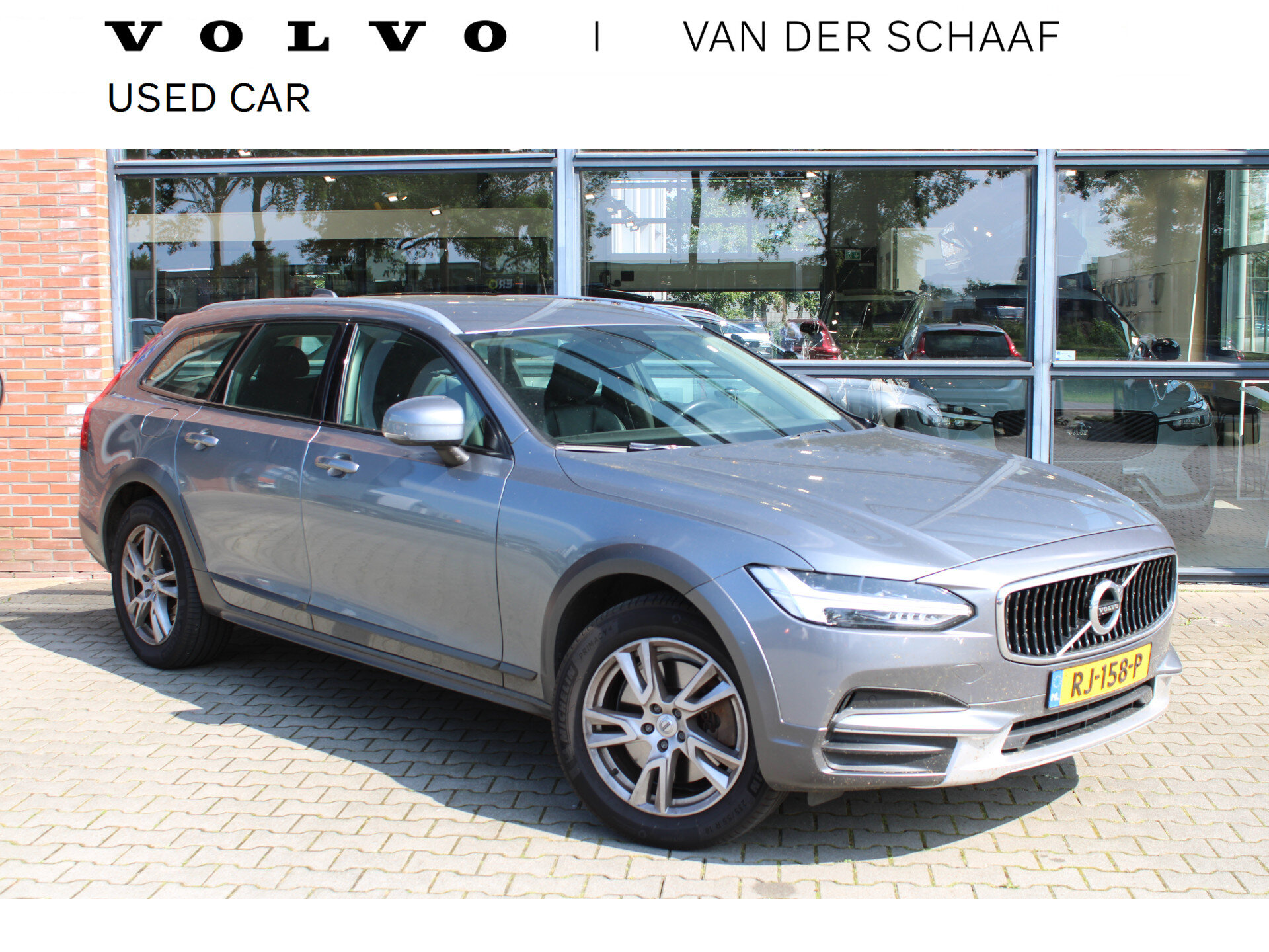Volvo V90 Cross Country T5 AWD 90th Anniversary Edition