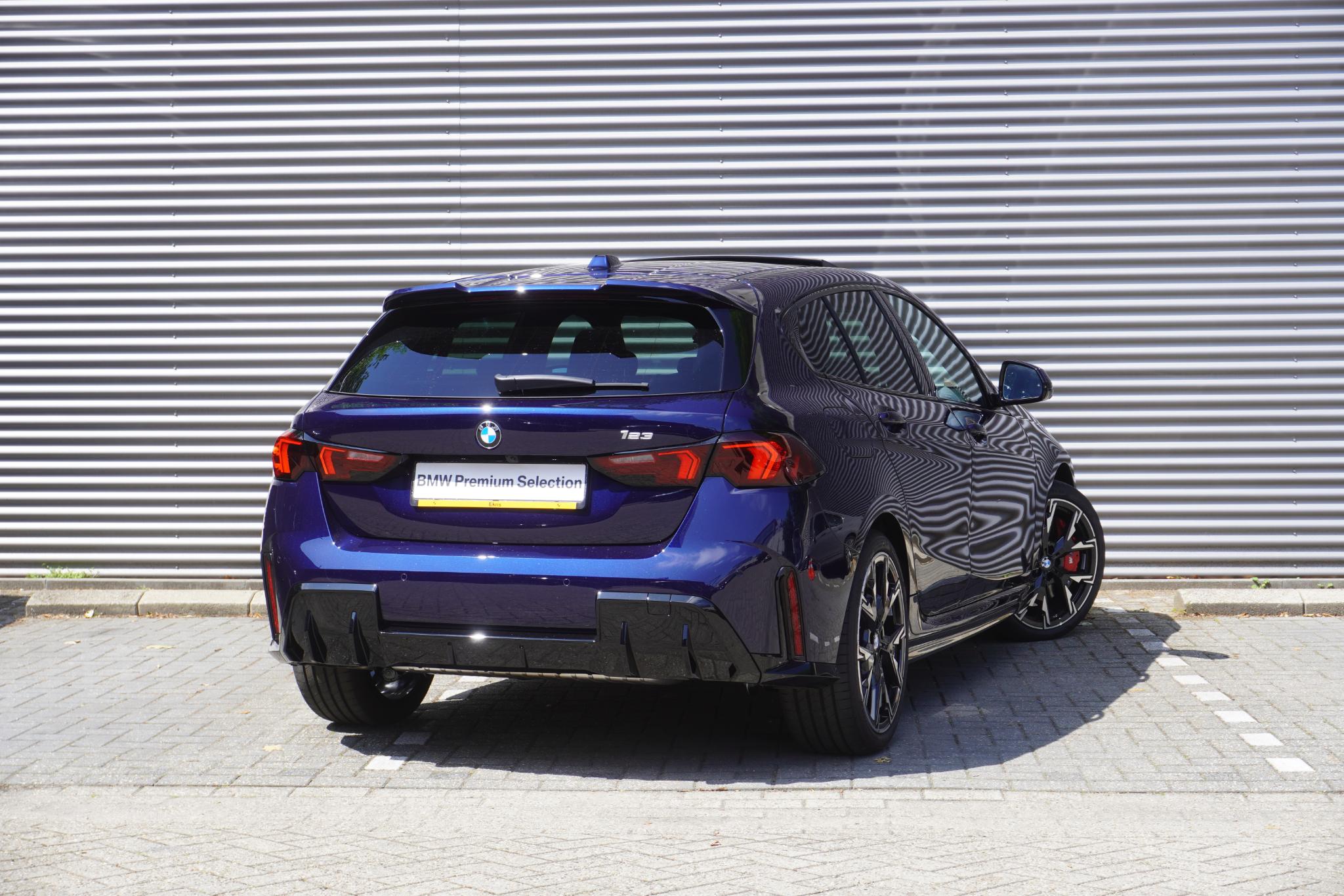 BMW 1 Serie 123 xDrive - Afbeelding 2