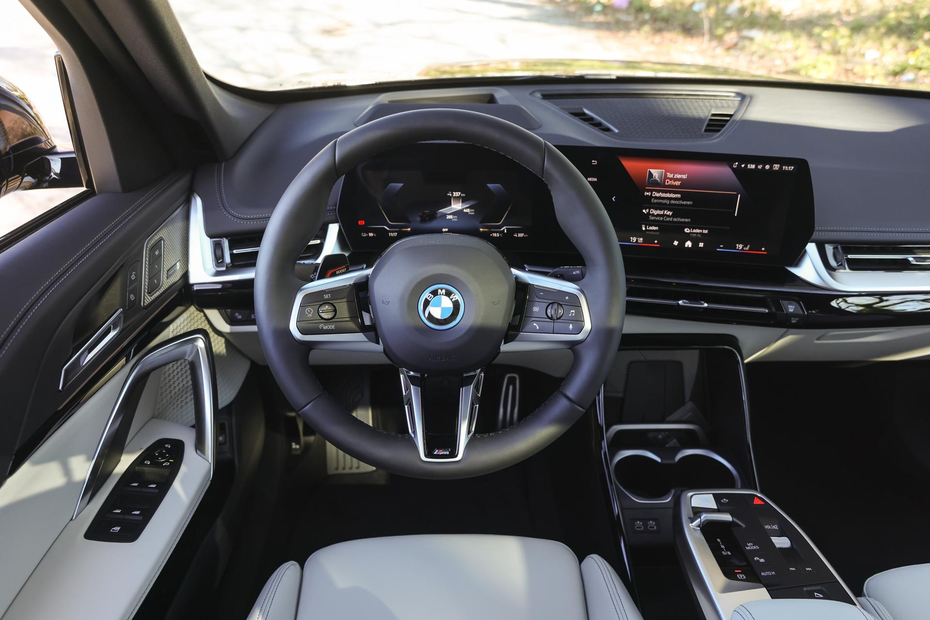 BMW iX1 eDrive20 M Sport