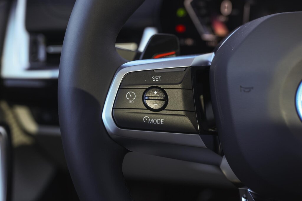 BMW iX1 15