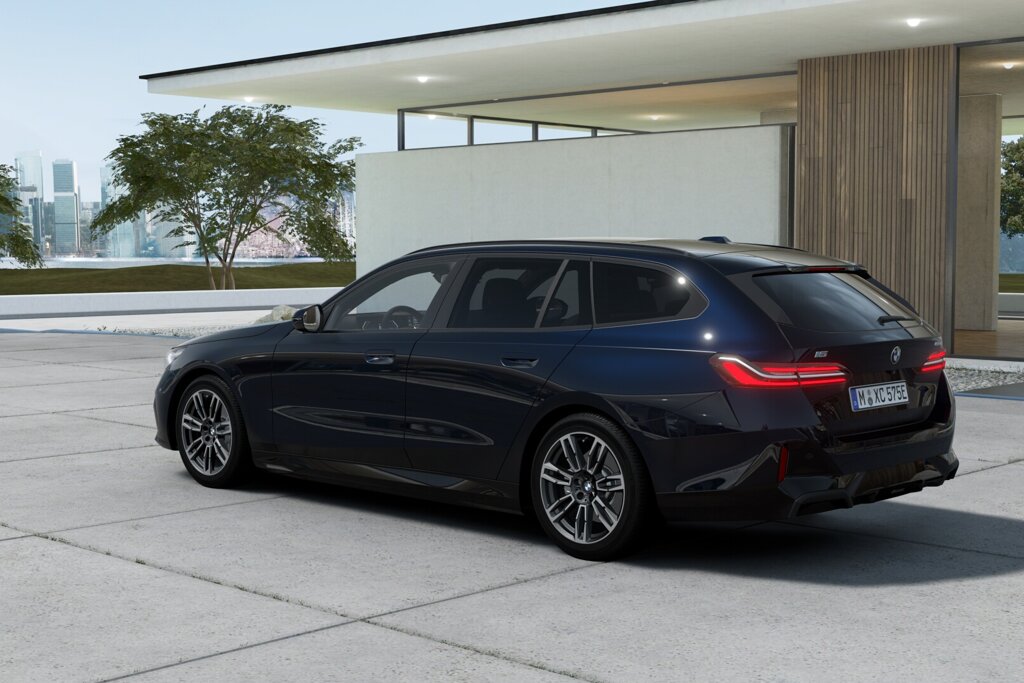 BMW i5 2