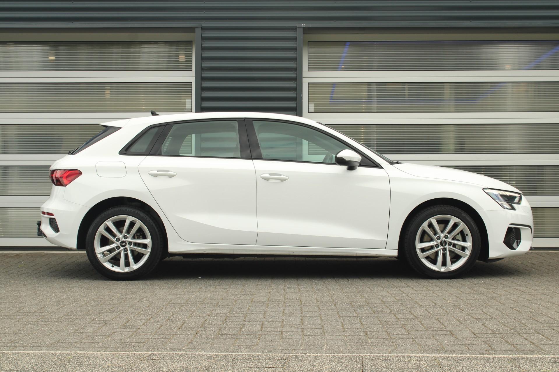 Audi A3 Sportback 40 TFSIe 204pk Business edition - Afbeelding 3