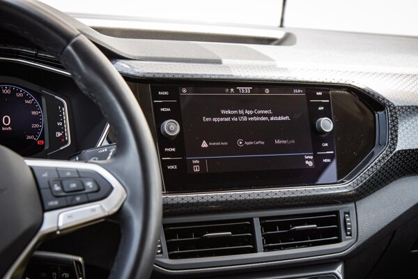 Apple Carplay/Android Auto