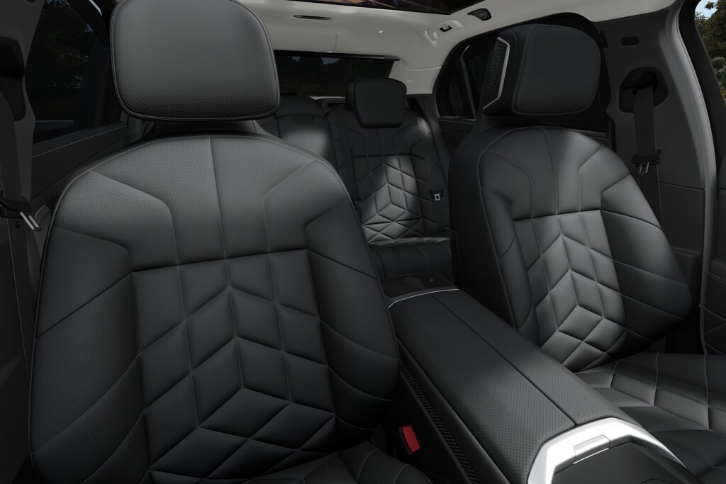 BMW i7 9