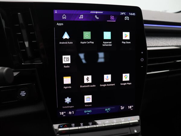 Apple Carplay/Android Auto Apple Carplay/Android Auto