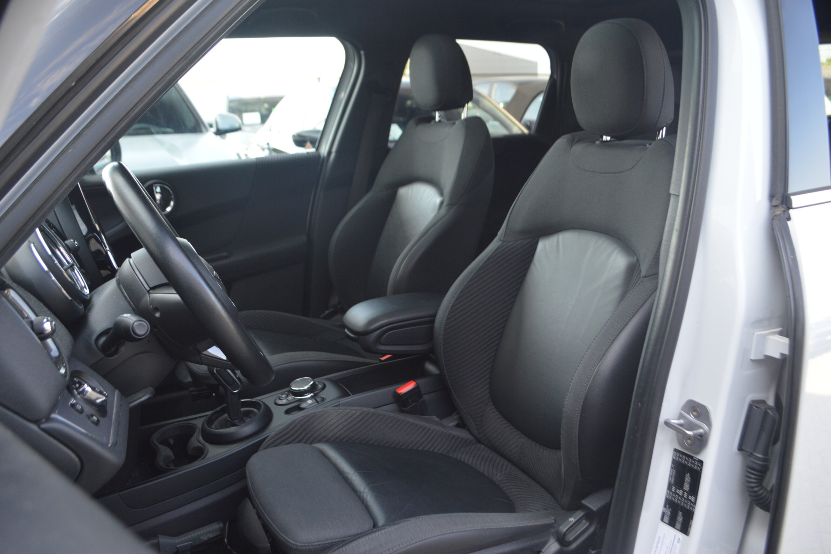 MINI Countryman 6