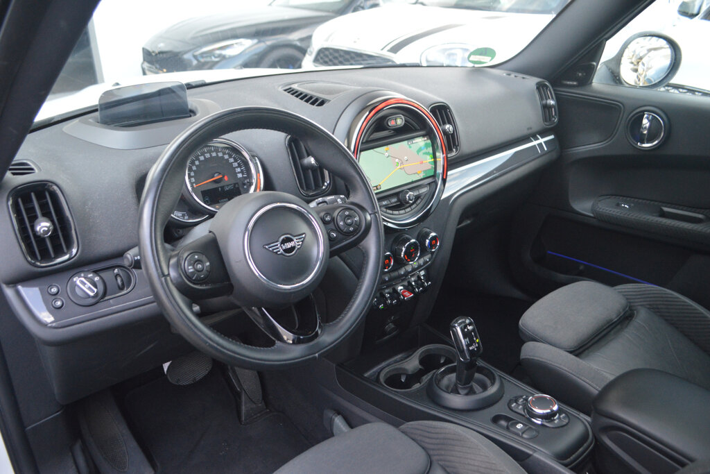 MINI Countryman 11