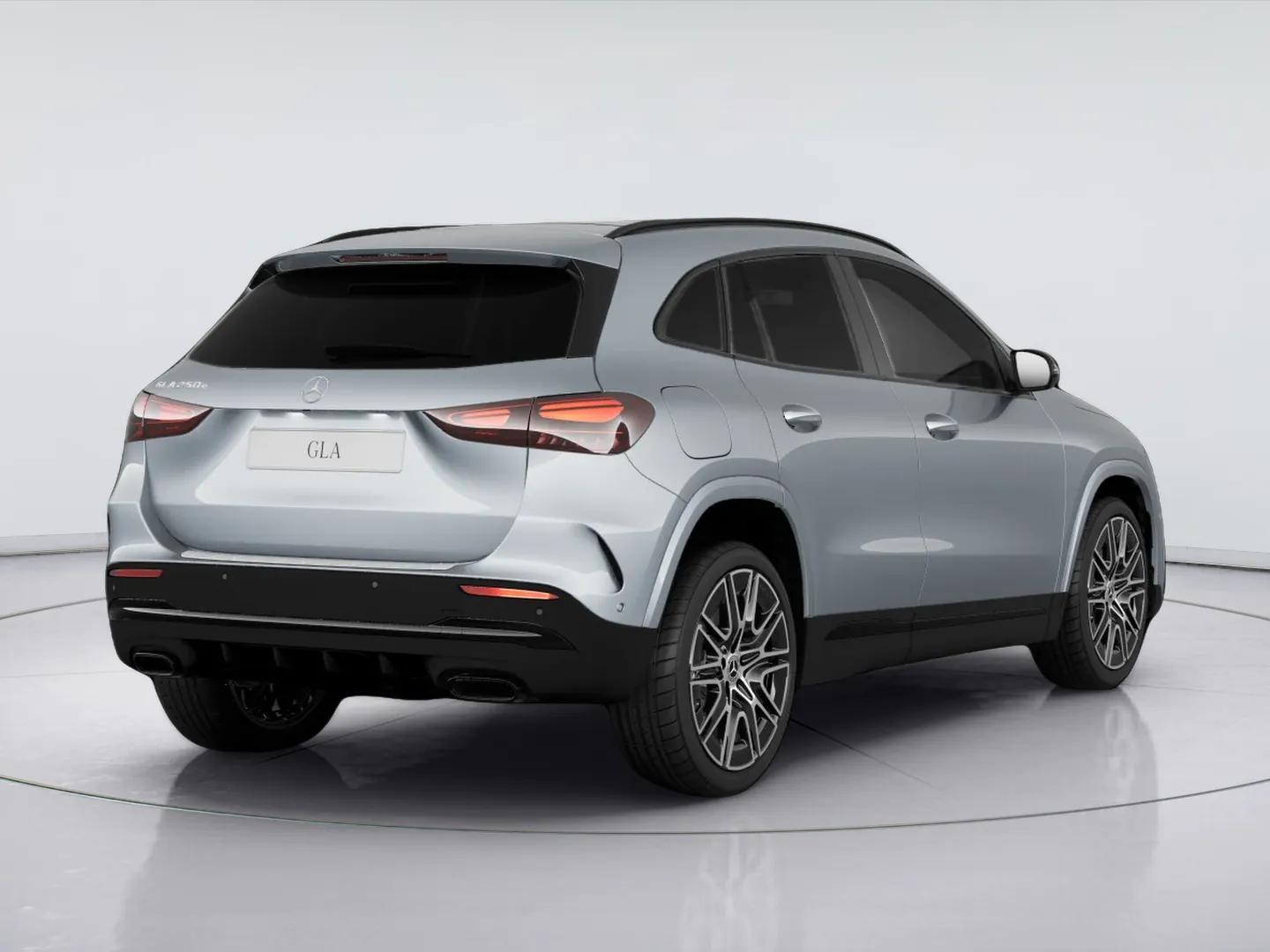 Mercedes-Benz GLA 250 e Business Solution AMG - Afbeelding 2