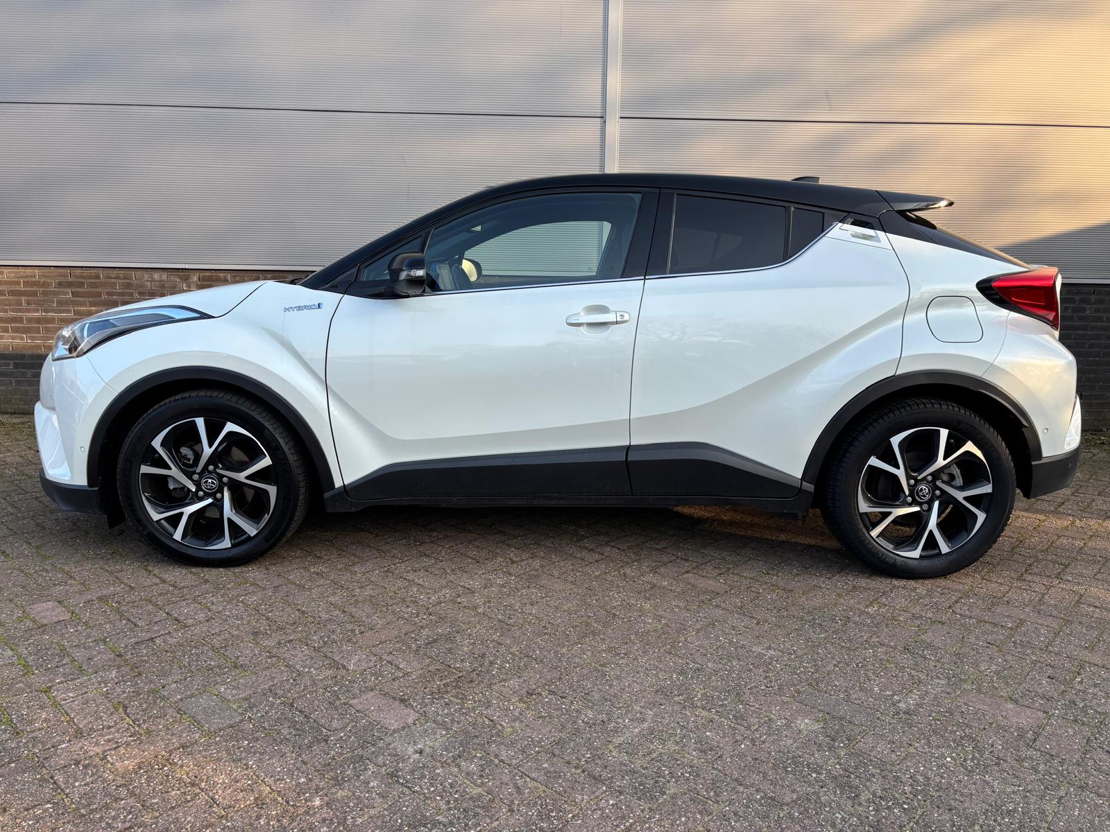 Toyota C-HR 1.8 Hybrid Bi-Tone Apple Car Play Android Auto - Afbeelding 2