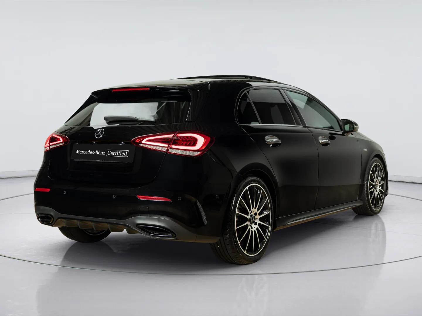 Mercedes-Benz A-Klasse Hatchback 180 Business Solution AMG - Afbeelding 2