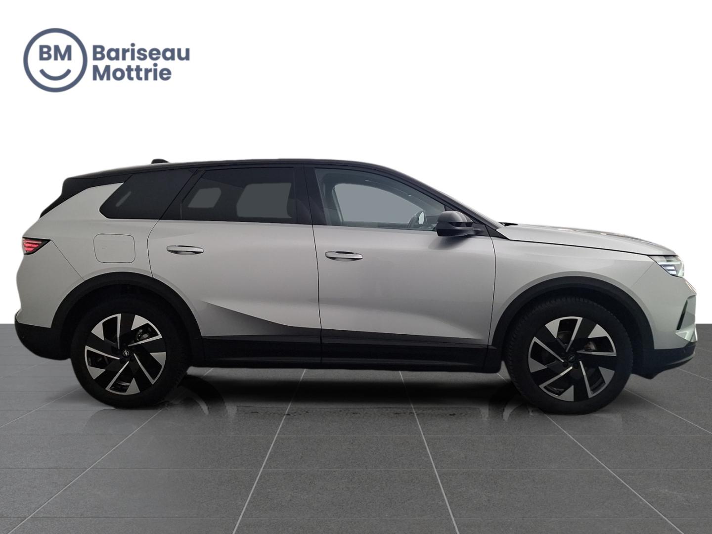 Opel Grandland NEW GRANDLAND GS-LINE AUTOMAAT*CARPLAY*DAB*GPS*ZETEL STUURVERWARMING*360°CAMERA SENSOREN* - Afbeelding 3