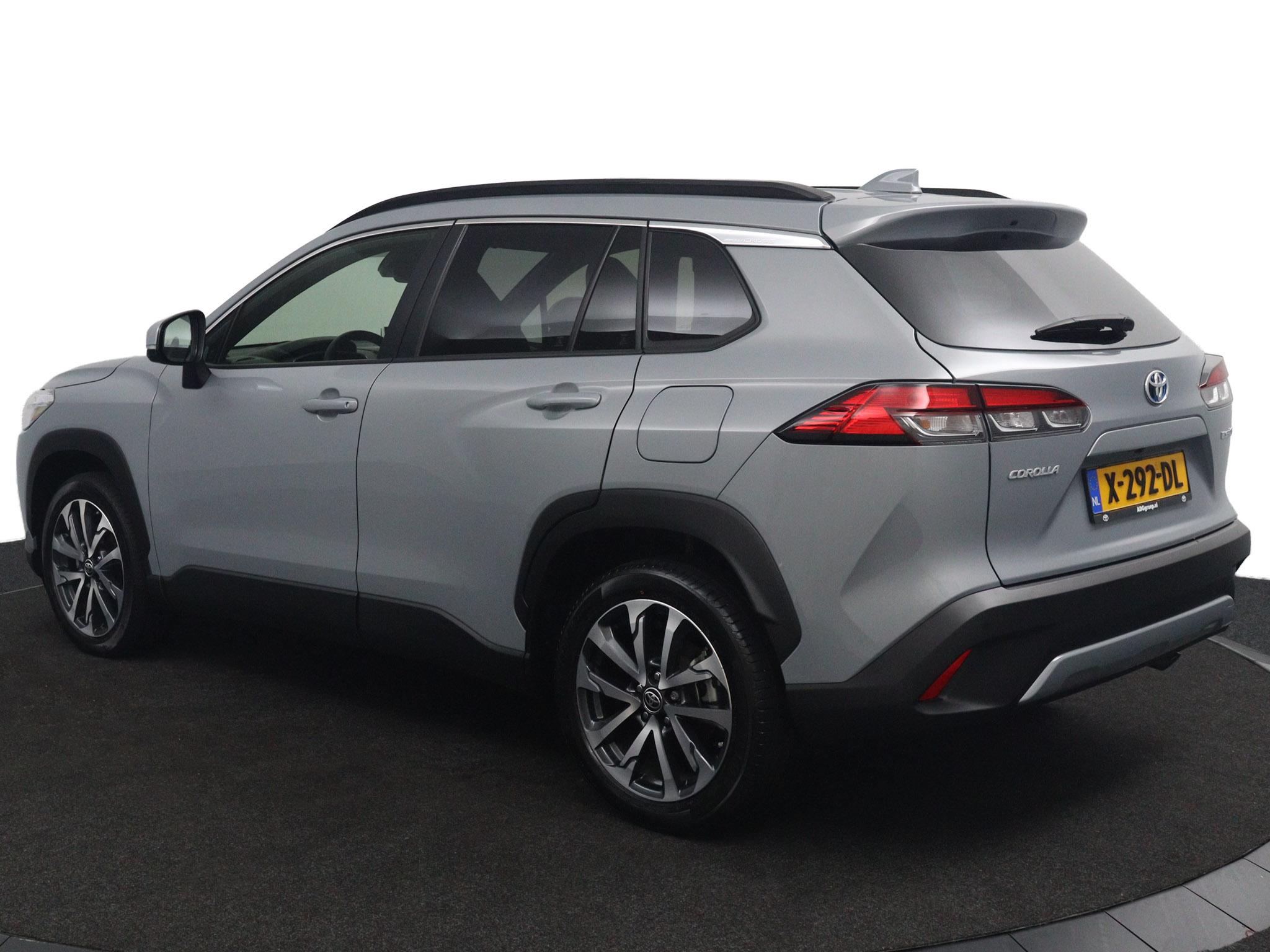 Toyota Corolla Cross Hybrid 200 Style - Afbeelding 4