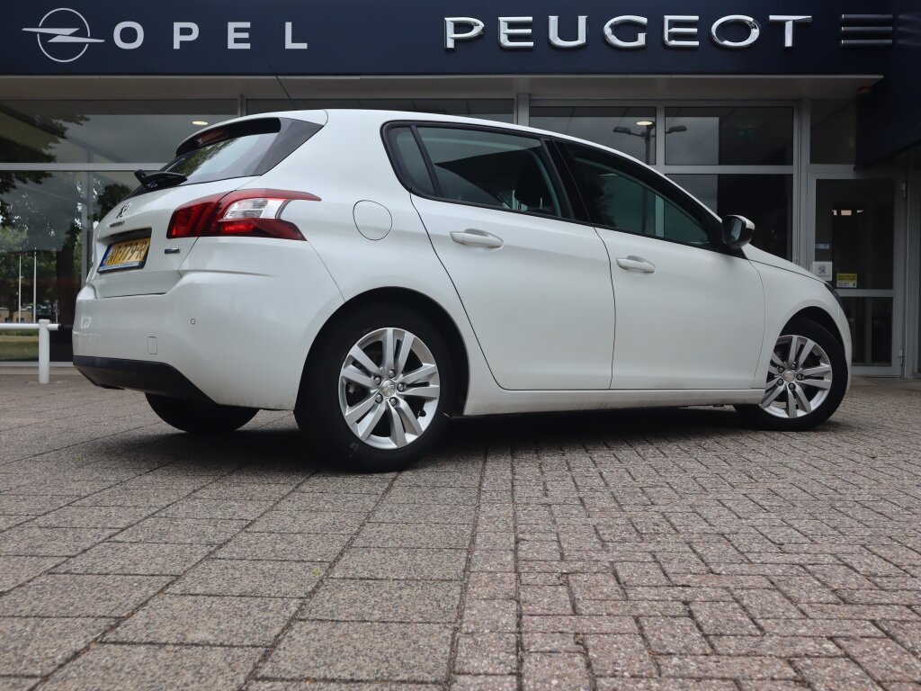 Peugeot 308 Active 5-Drs PureTech 110pk, Rijklaarprijs, Navigatie Climate - Afbeelding 4