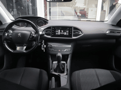 Peugeot 308 Active 5-Drs PureTech 110pk, Rijklaarprijs, Navigatie Climate - Afbeelding 5