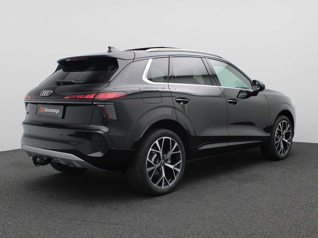 Audi Q3 1.5 200kW e-hybrid Advanced edition 272 PK Panorama Dak, Trekhaak, Navigatie, Keyless, Stoel & Stuurverwarming, Full Led koplampen, 20 inch Velgen Audi Sport - Obraz 4