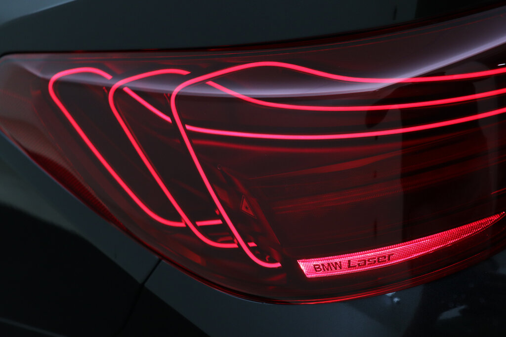 BMW i4 35