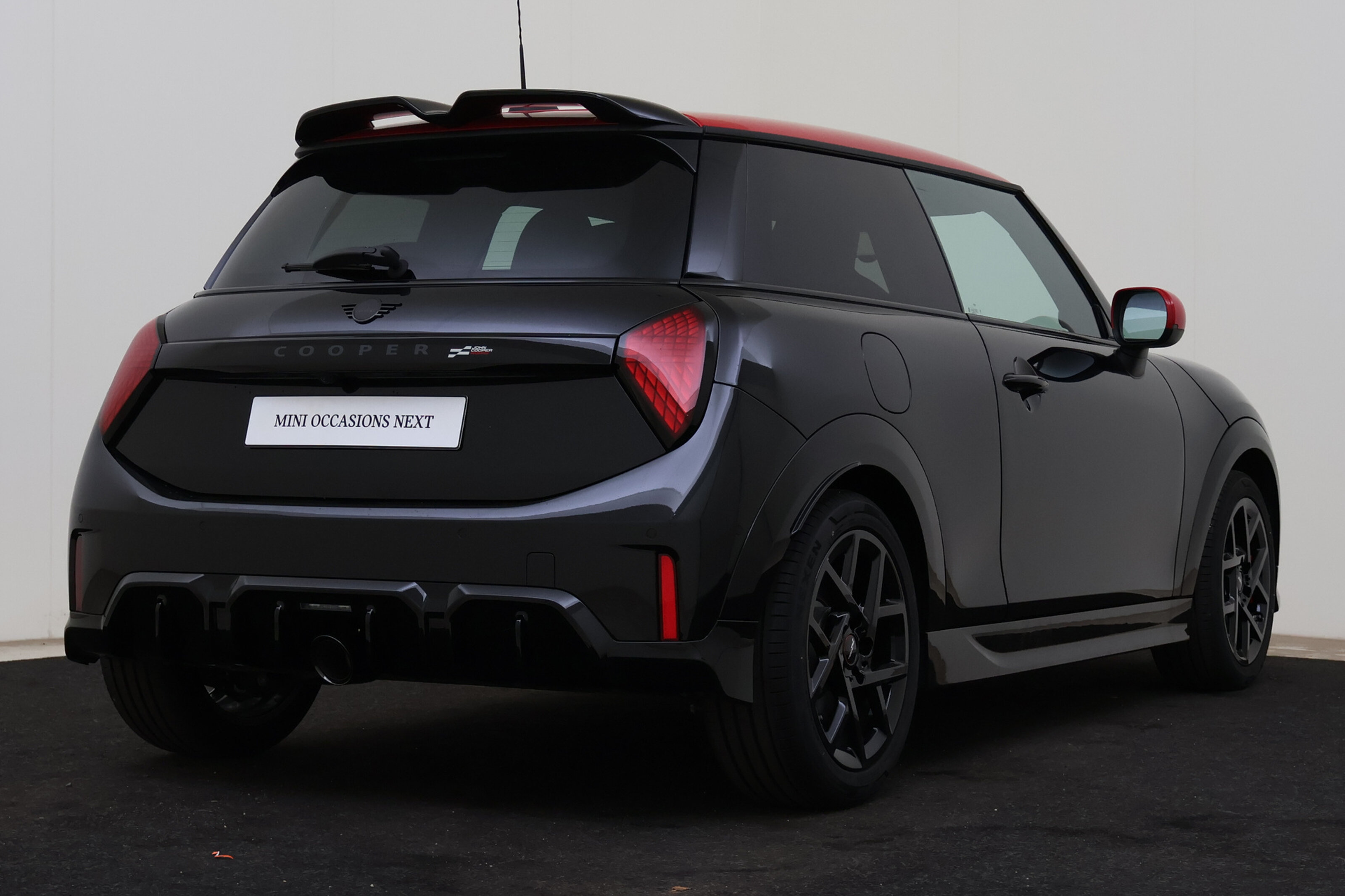MINI 3-Deurs Cooper John Cooper Works Automaat