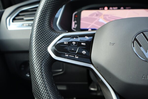cruise control adaptief met Stop&Go cruise control adaptief met Stop&Go