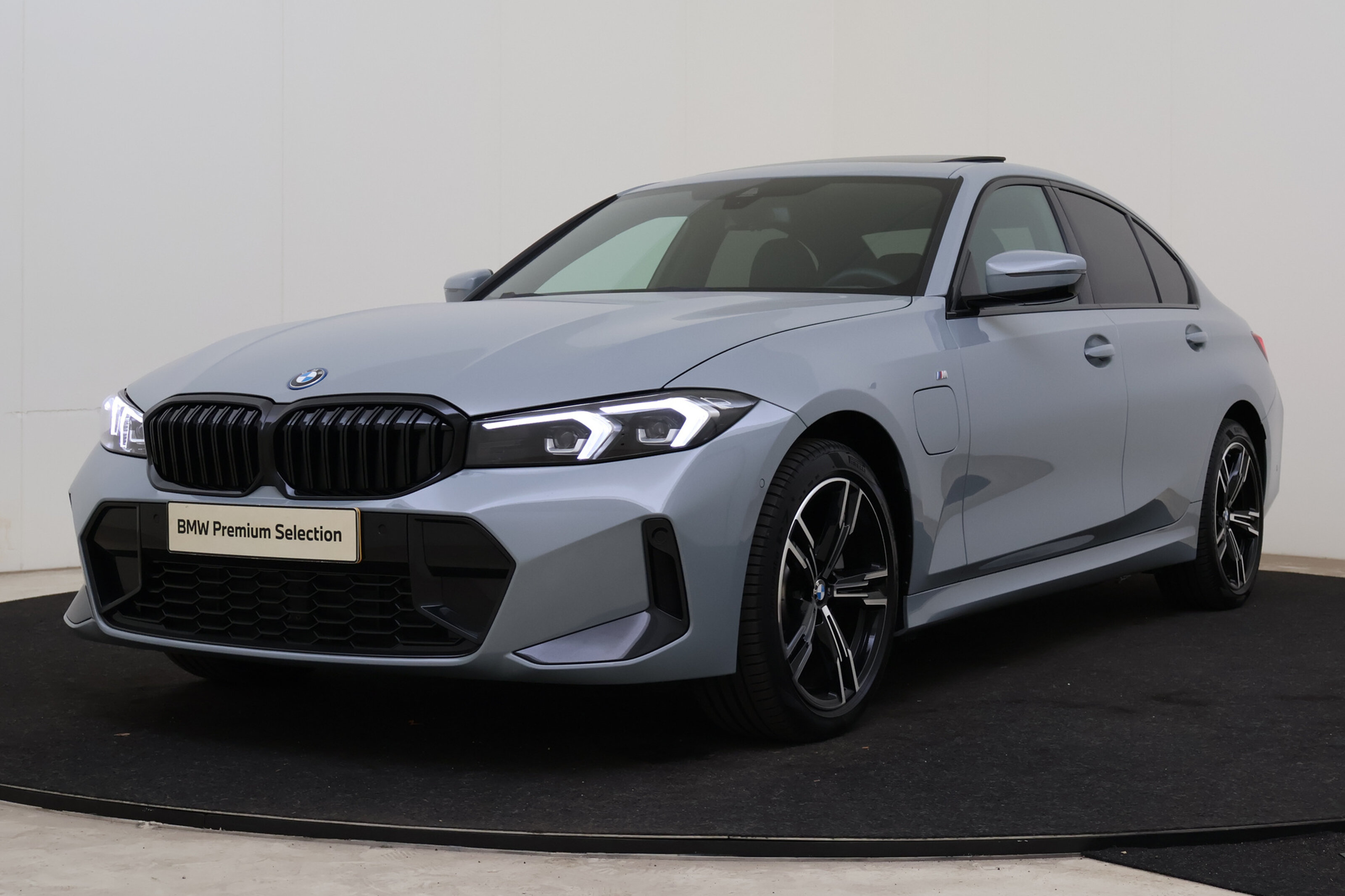 BMW 3 Serie 330e M Sport Automaat