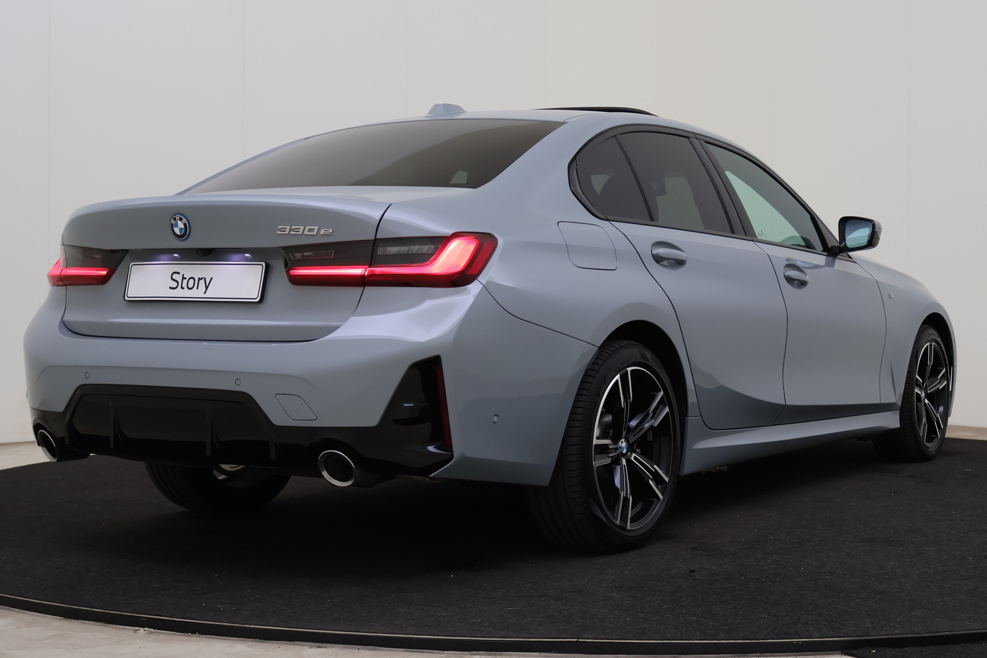 BMW 3 Serie 330e M Sport Automaat