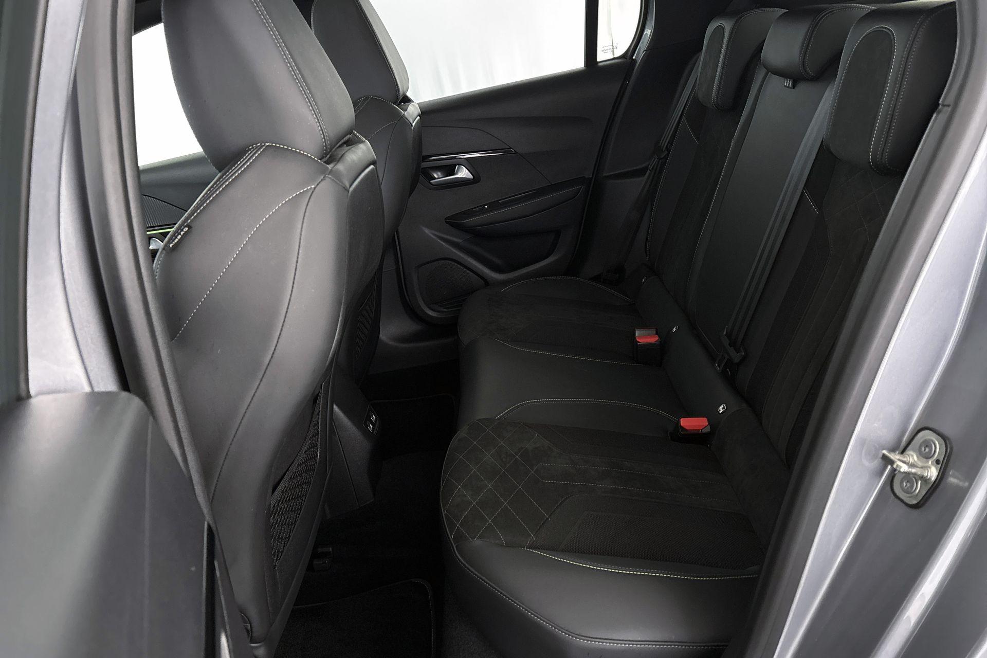 Peugeot e-208