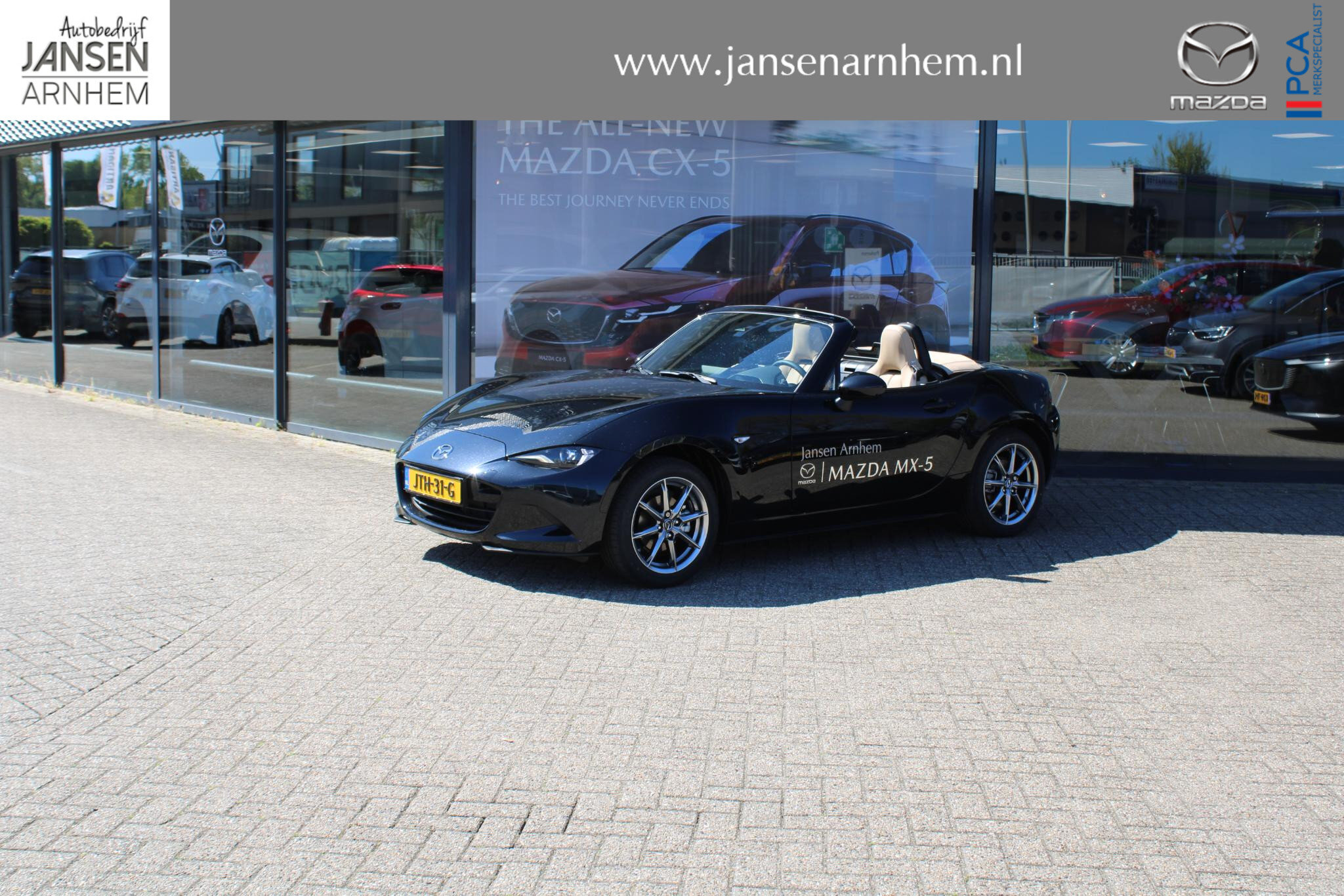 Mazda MX-5 1.5 SkyActiv-G 132 Kazari