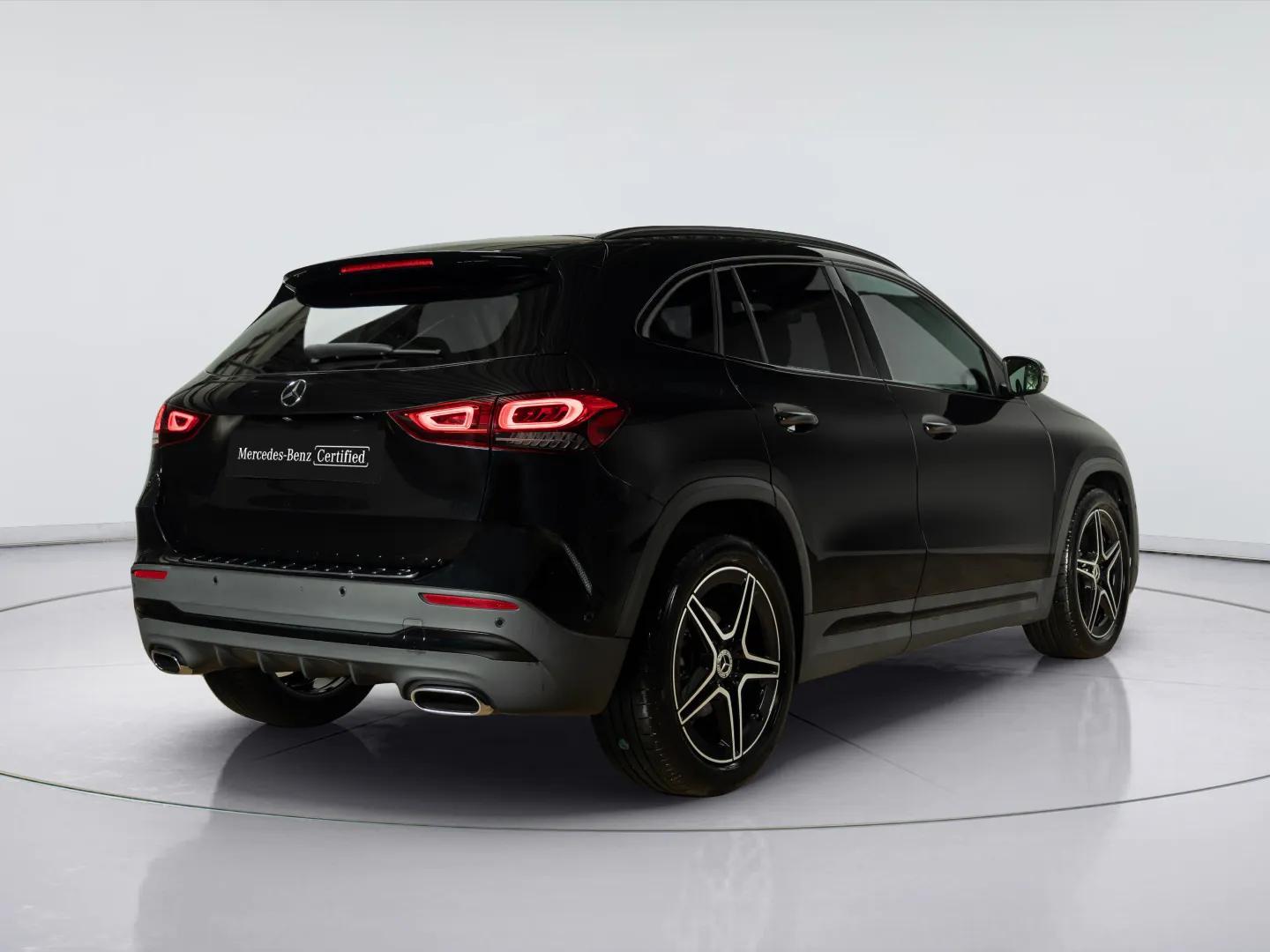 Mercedes-Benz GLA 180 Business Solution AMG - Afbeelding 2