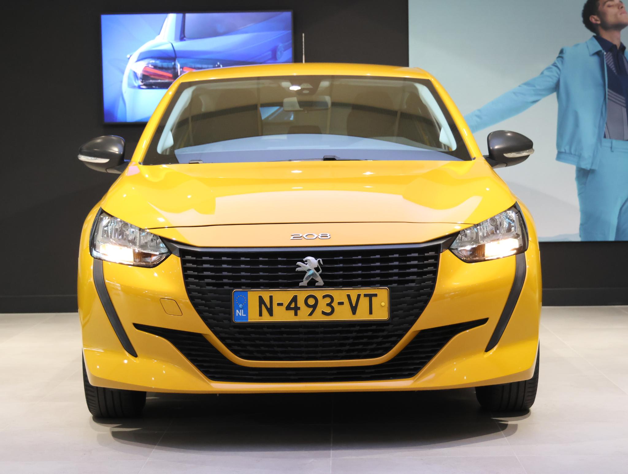 Peugeot 208
