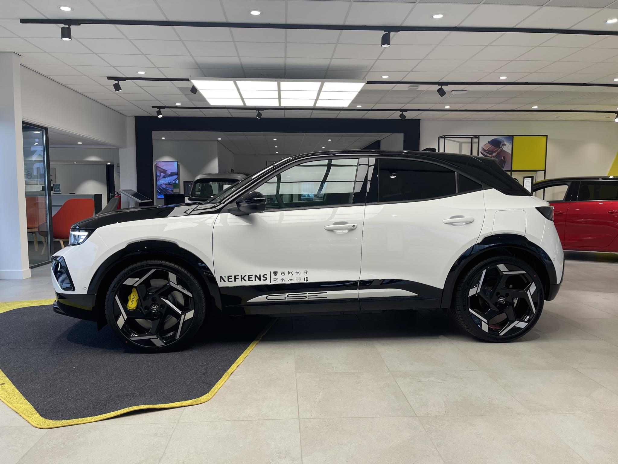 Opel Mokka-e Electric SUV GSE 54 kWh 281 pk - Afbeelding 2