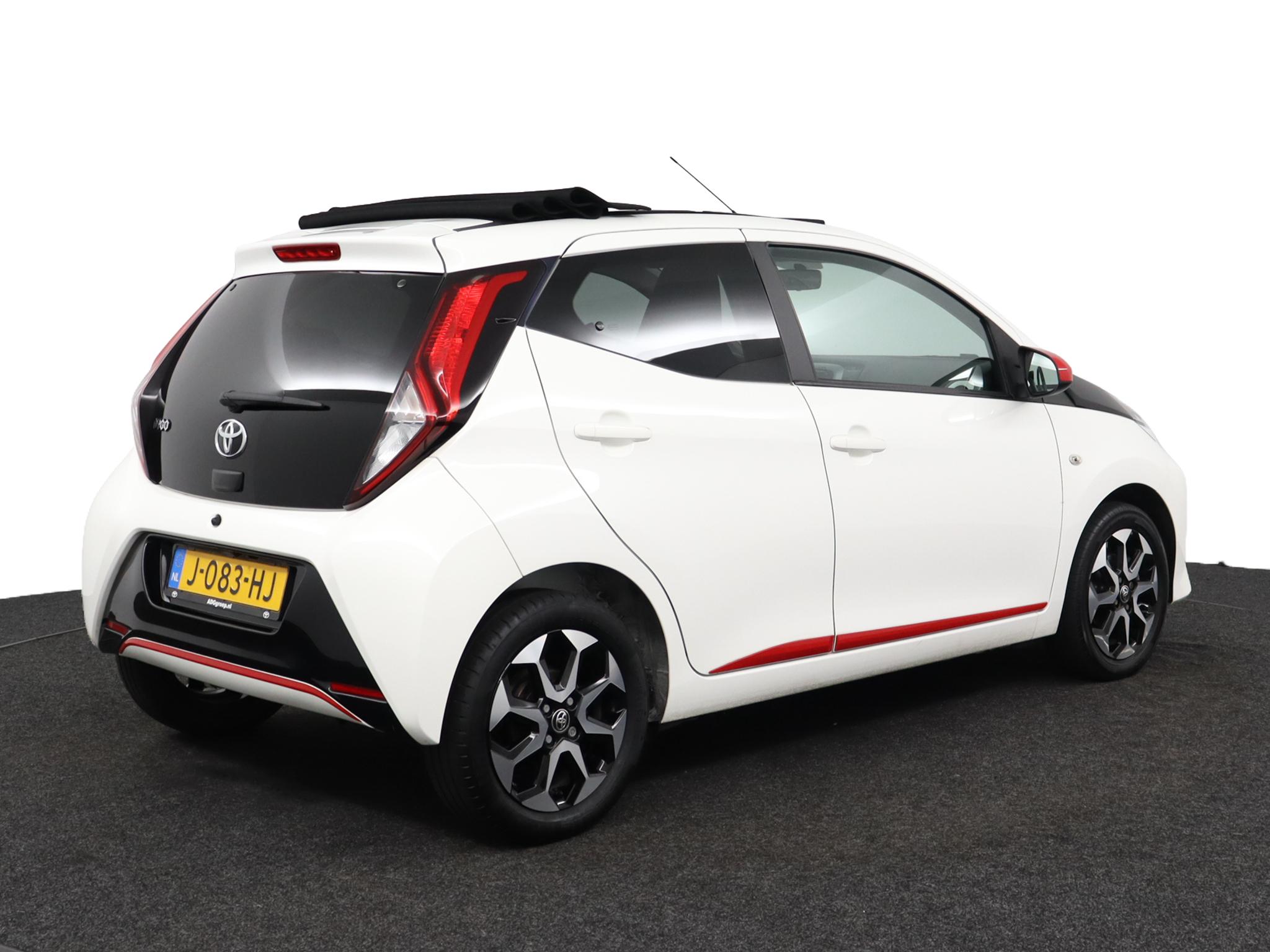 Toyota Aygo 1.0 VVT-i x-joy cabrio - Afbeelding 2