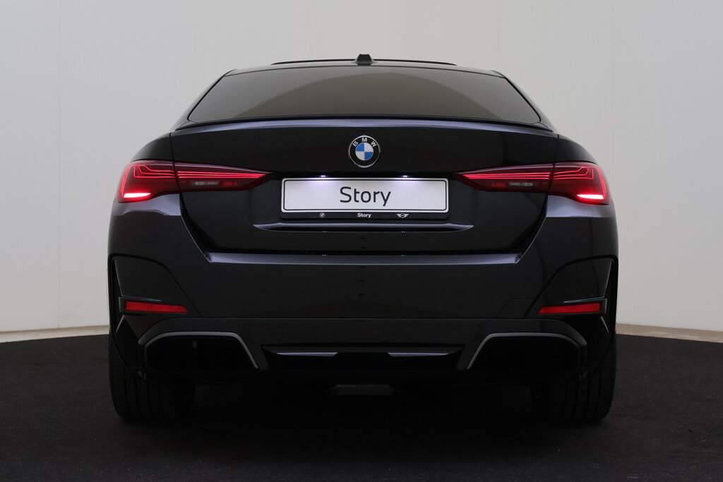 BMW i4 5