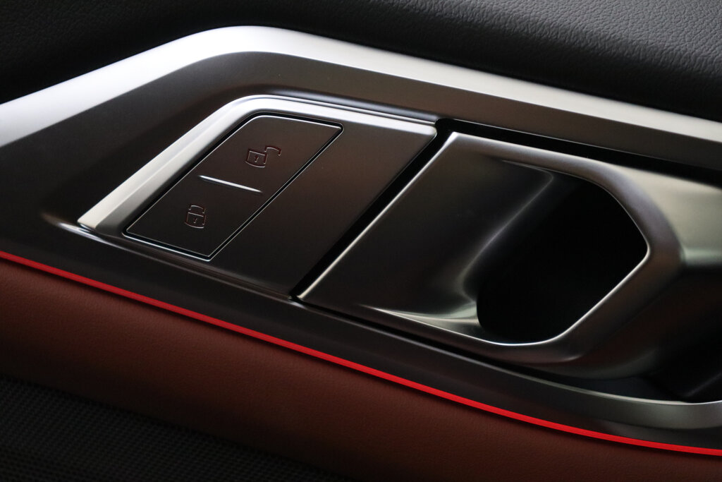 BMW i4 41
