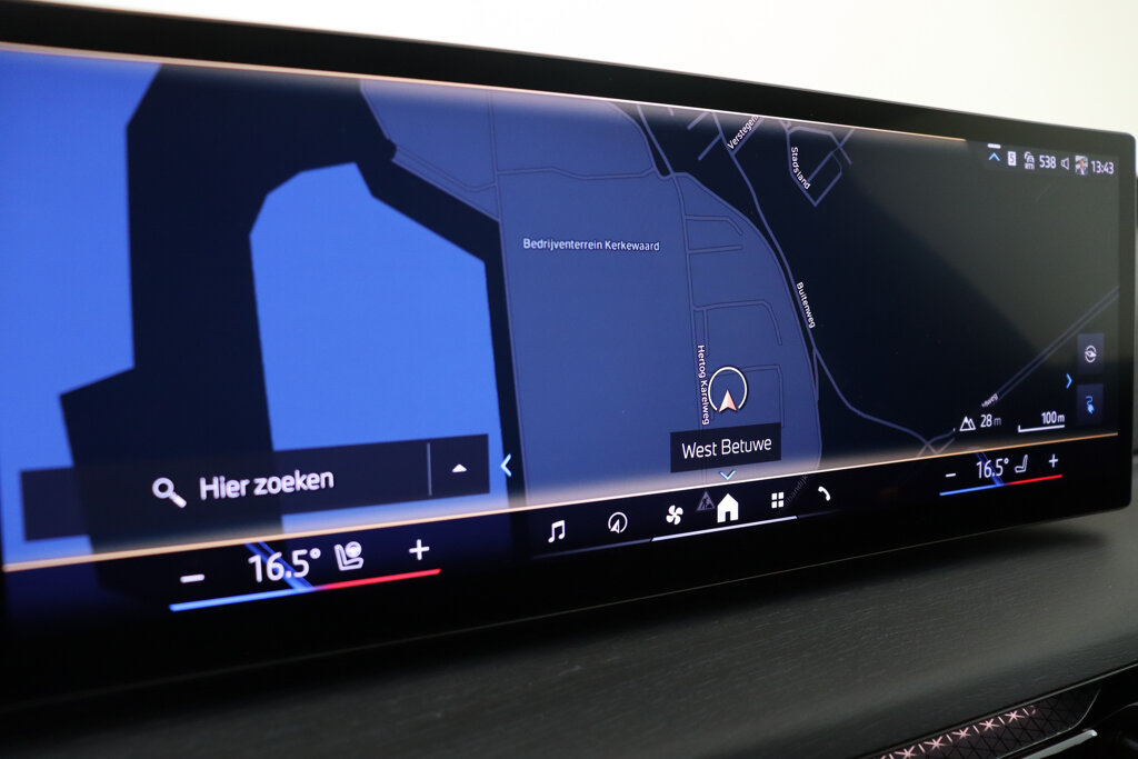 BMW i4 46