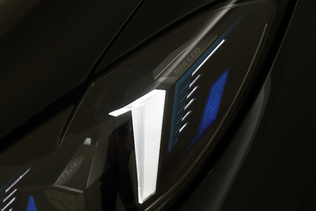 BMW i4 61