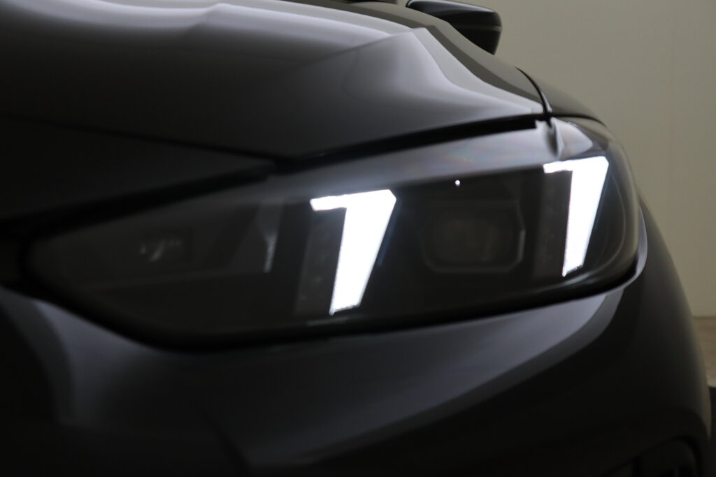BMW i4 62