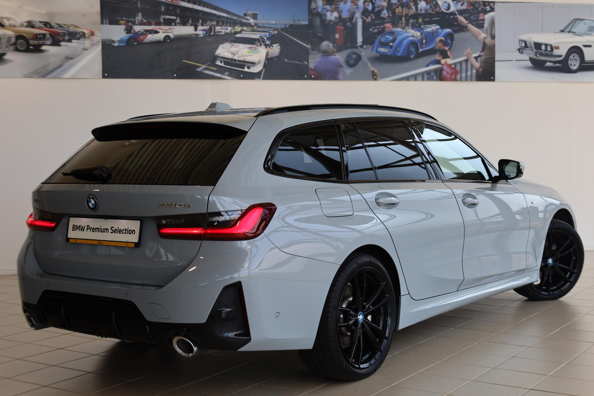 BMW 3 Serie Touring 330e xDrive - Afbeelding 2