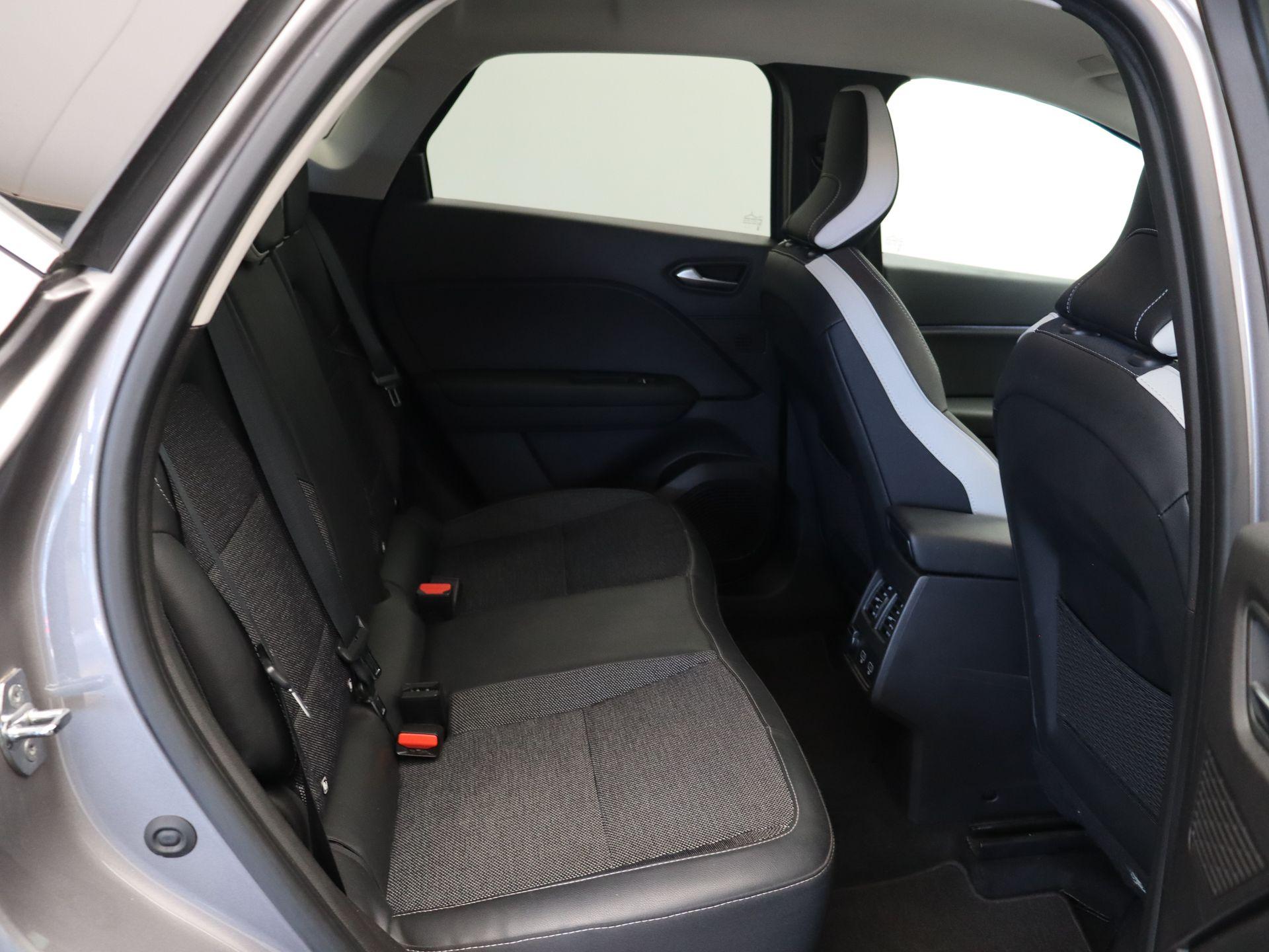 Renault Captur E-Tech Hybrid 145pk Intens - Afbeelding 9