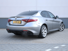 Alfa Romeo Giulia 200pk Super - Afbeelding 3