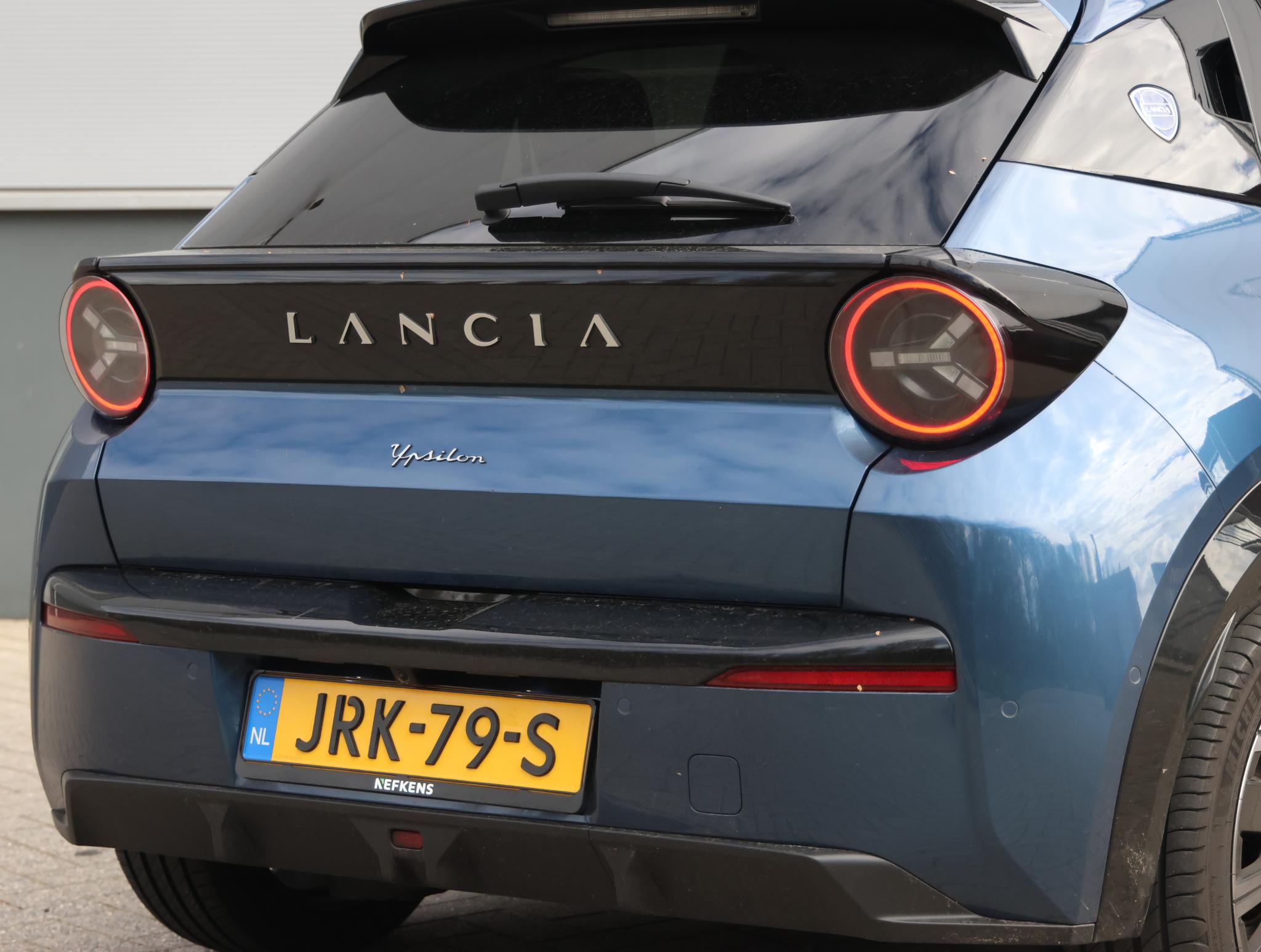 Lancia Ypsilon