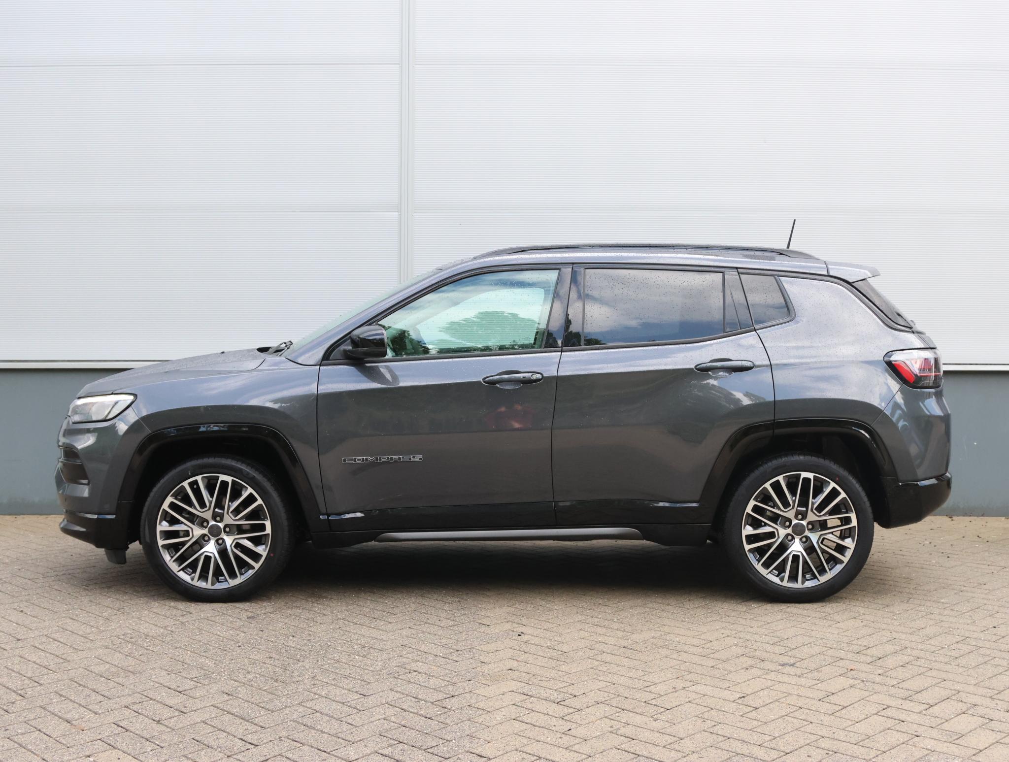 Jeep Compass 1.5T e-Hybrid Night Eagle - Afbeelding 2