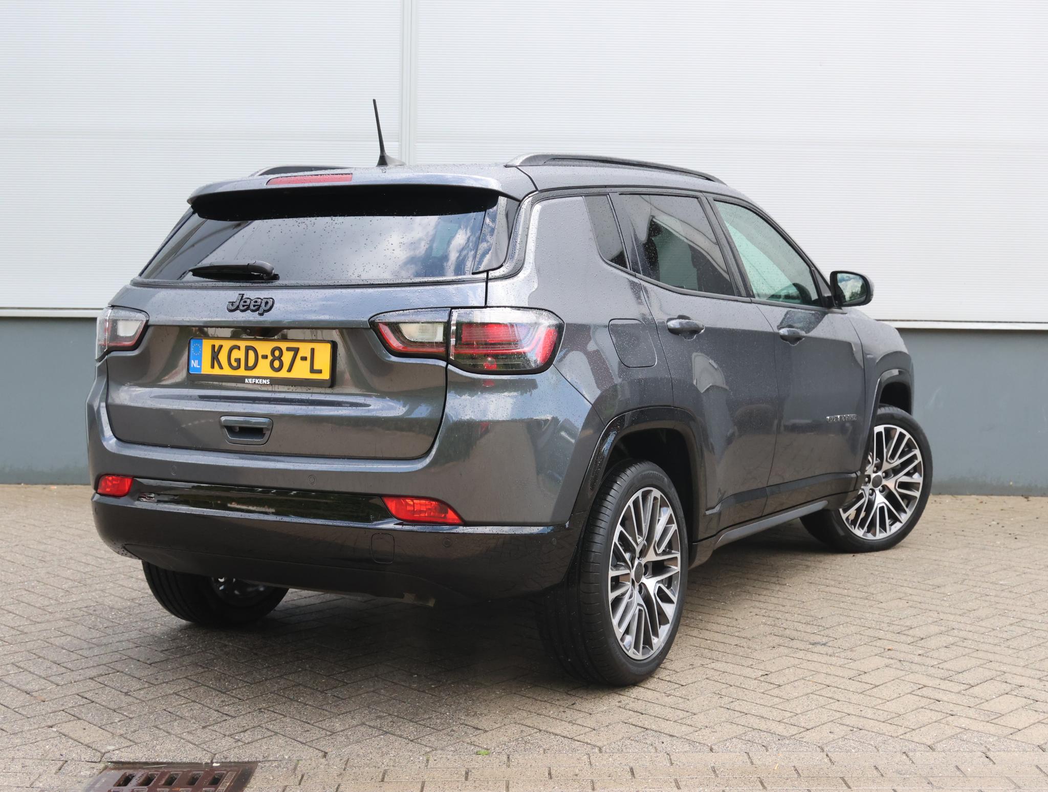 Jeep Compass 1.5T e-Hybrid Night Eagle - Afbeelding 3